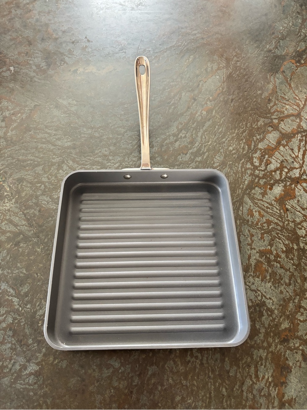 All-Clad Nonstick Square Grill, 11" - Picture 4 of 7